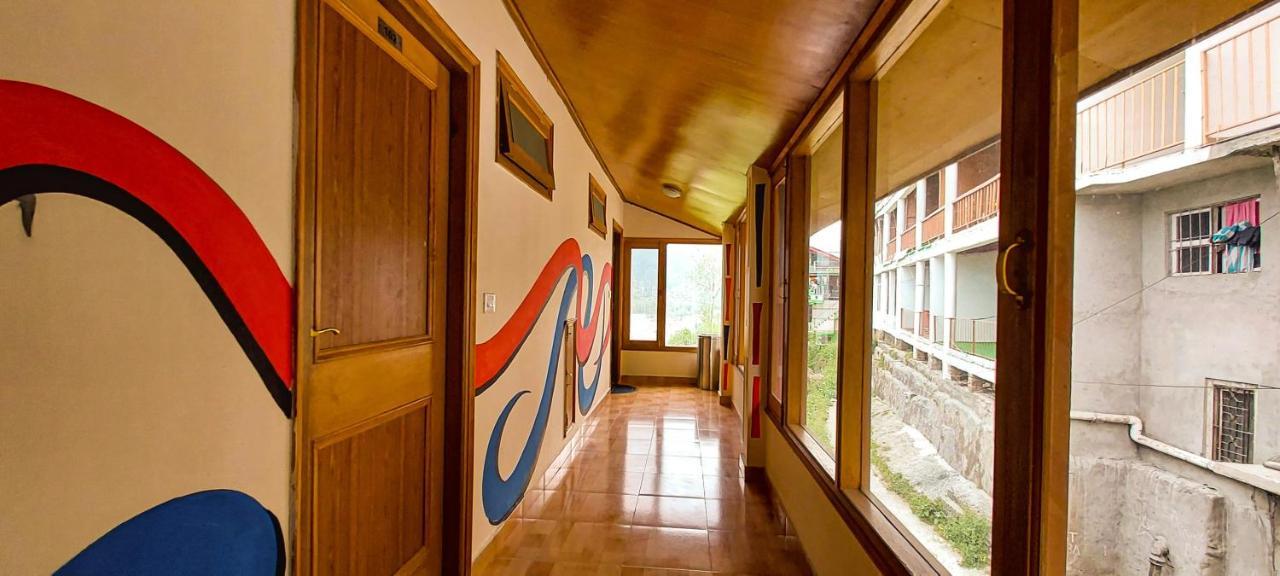 La Vaca India Manali Hostel Buitenkant foto